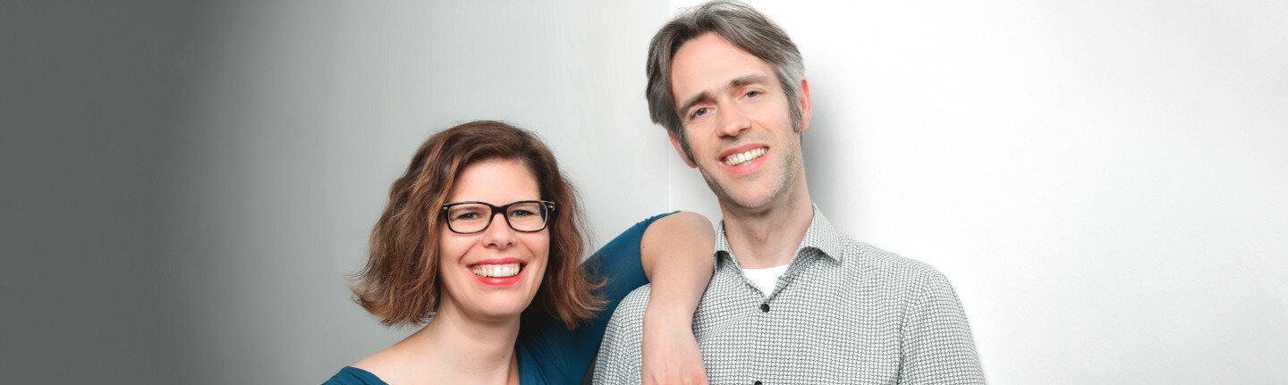 GrĂŒnder vom UV-Bodyguard ajuma Annette Barth und Dr. Julian Meyer-Arnek GrĂŒnder vom UV-Bodyguard ajuma Annette Barth und Dr. Julian Meyer-Arnek